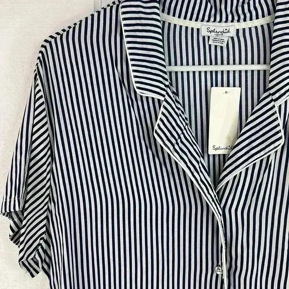Splendid Women’s Blue & White Striped Short Sleeve Pajama Style Top Size L NWT - Picture 1 of 9